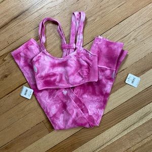 Free People Pants & Jumpsuits - W/tag FP Movement Tie-Dye good karma set Free People Pants & Jumpsuits - W/tag FP Movement Tie-Dye good karma set